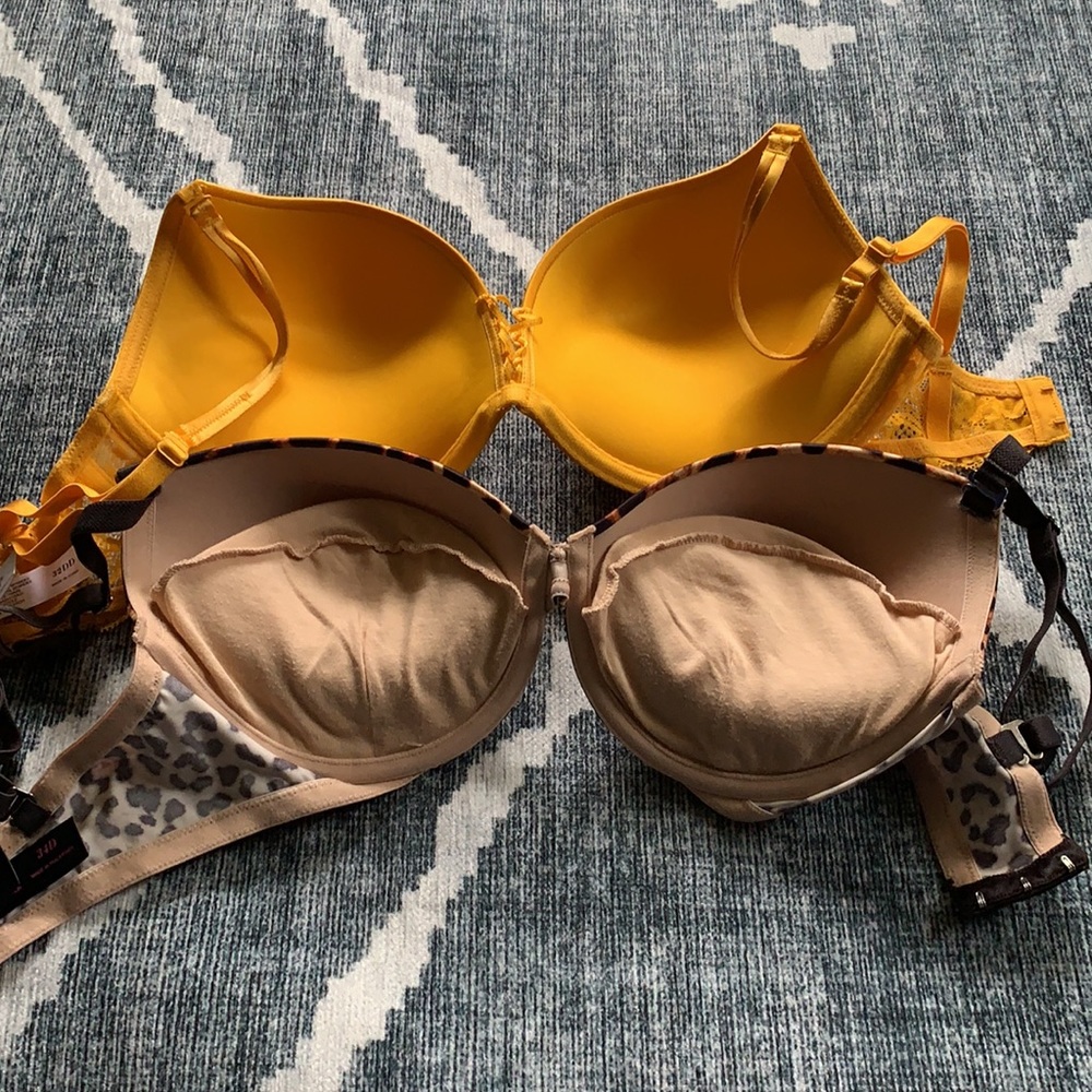 Bundle of Fredericks of Hollywood push up bras - Picture 4 of 4